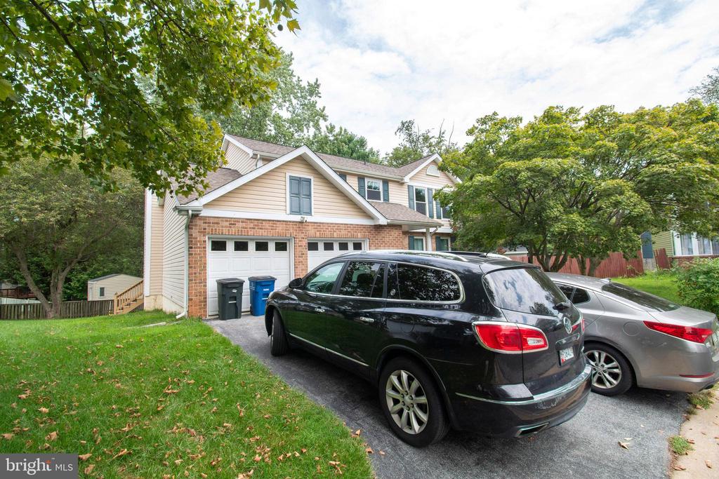 1316 SWINGINGDALE DRIVE
