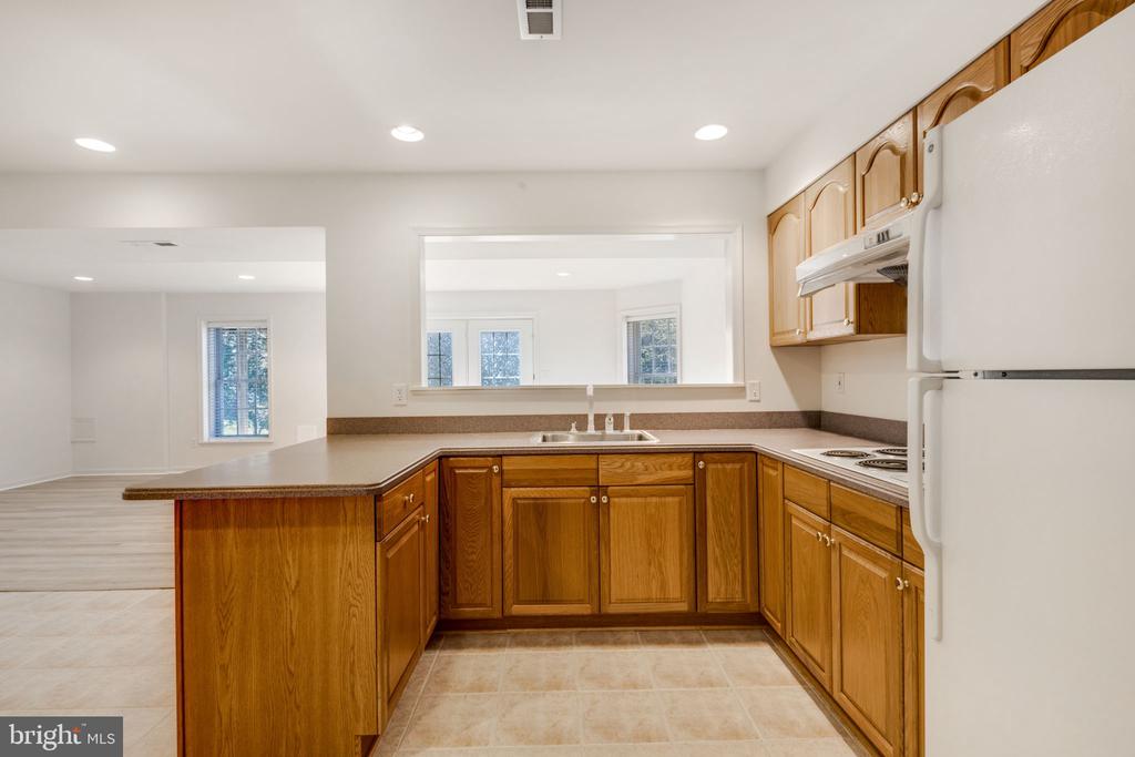 511 AUTUMN WIND WAY