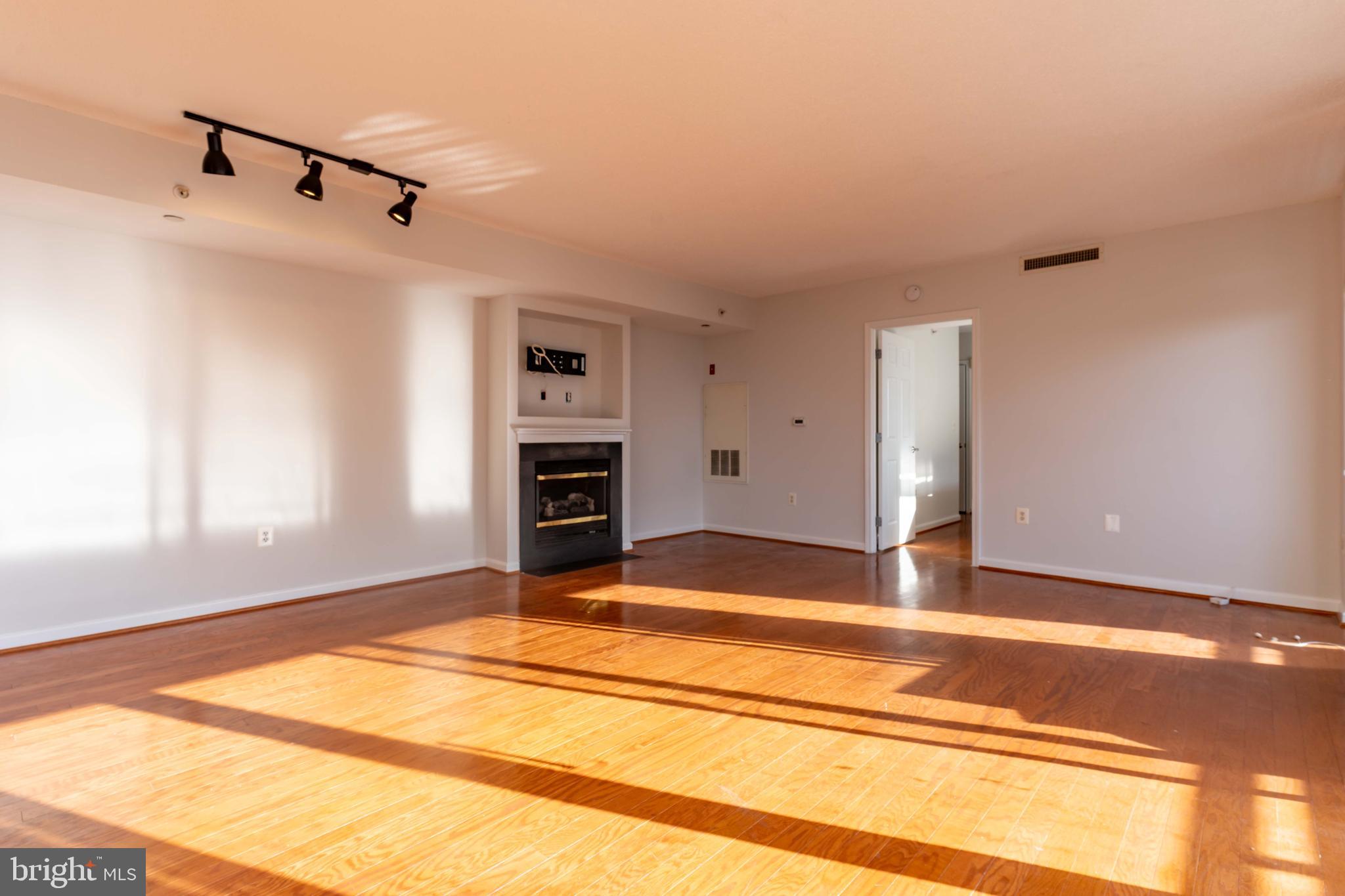 11710 OLD GEORGETOWN ROAD 1323