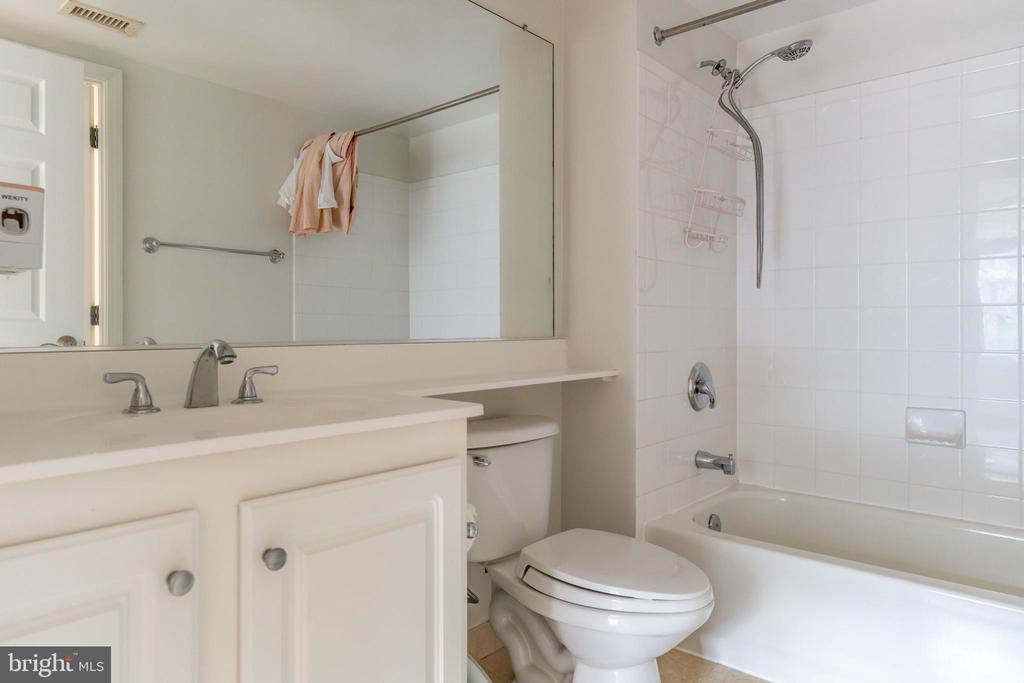 11710 OLD GEORGETOWN ROAD 1323