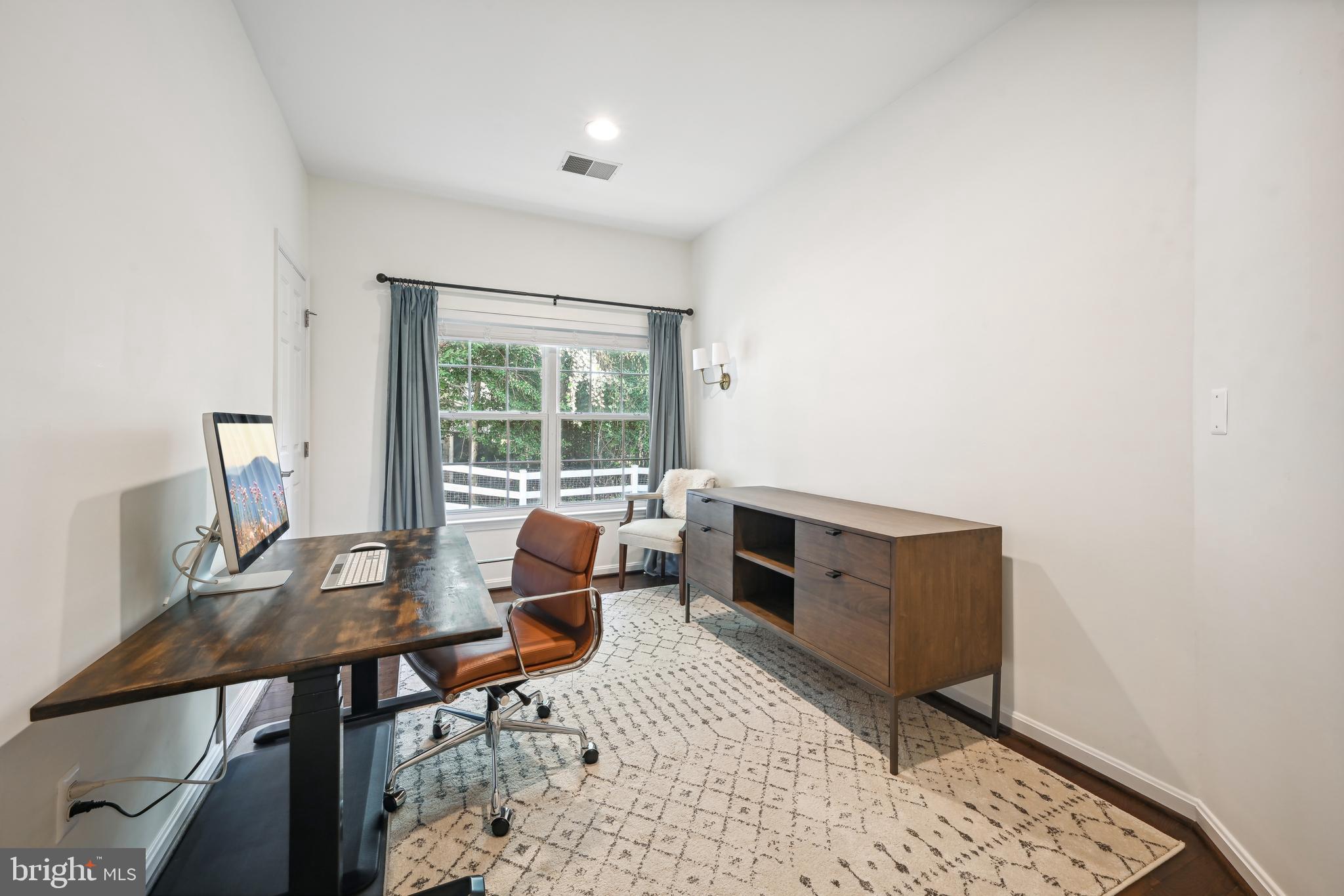 1 BIG OAK COURT