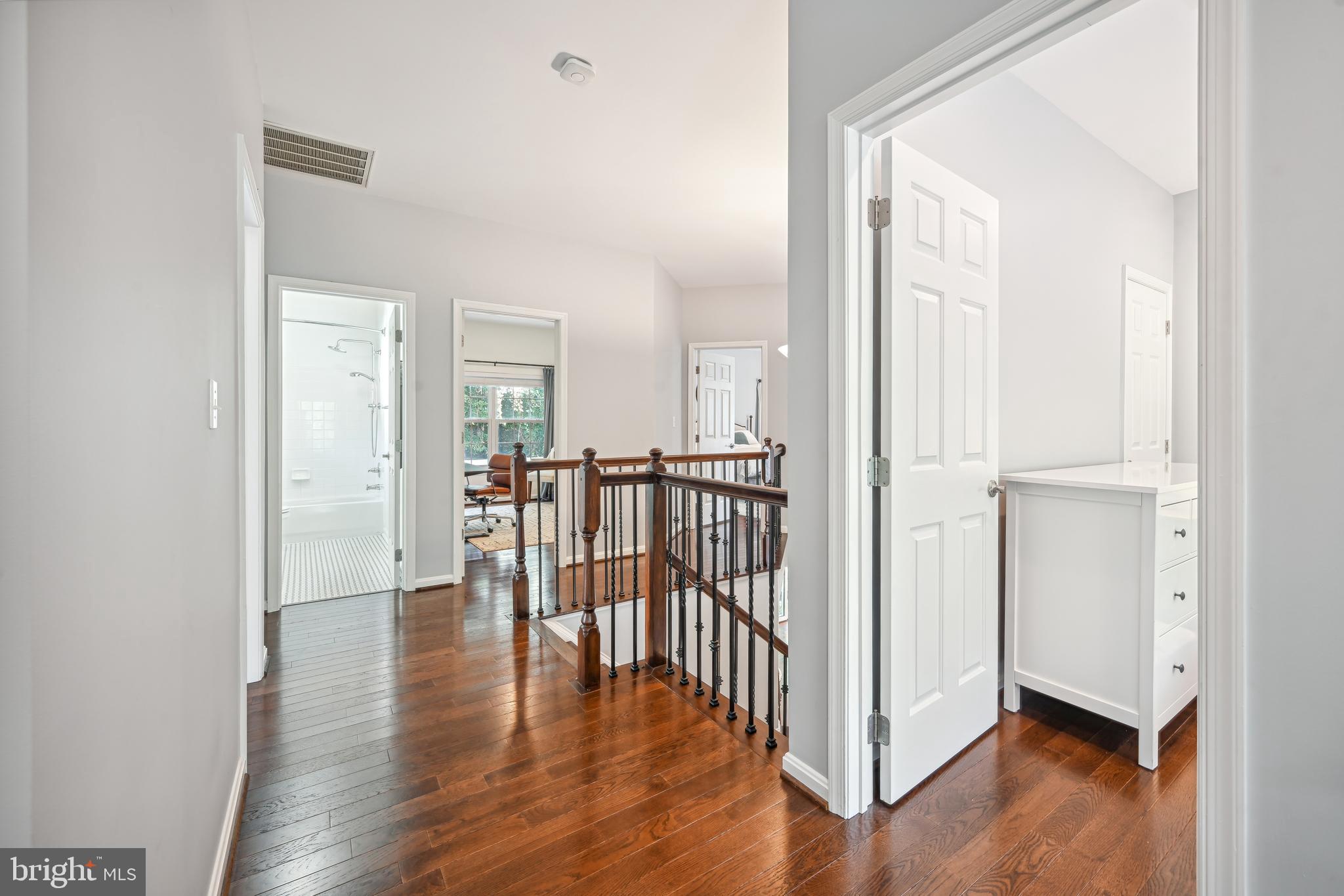 1 BIG OAK COURT
