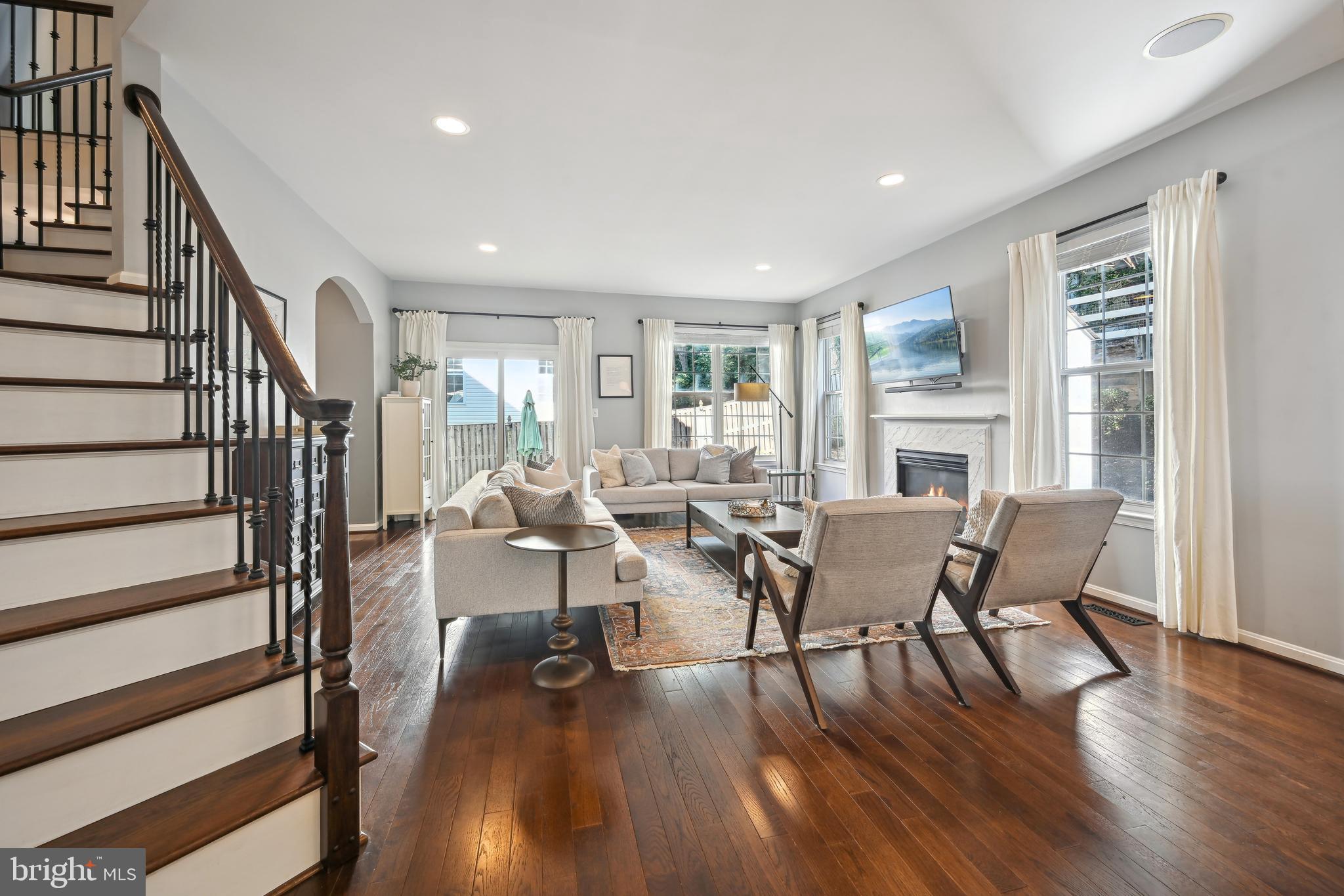 1 BIG OAK COURT