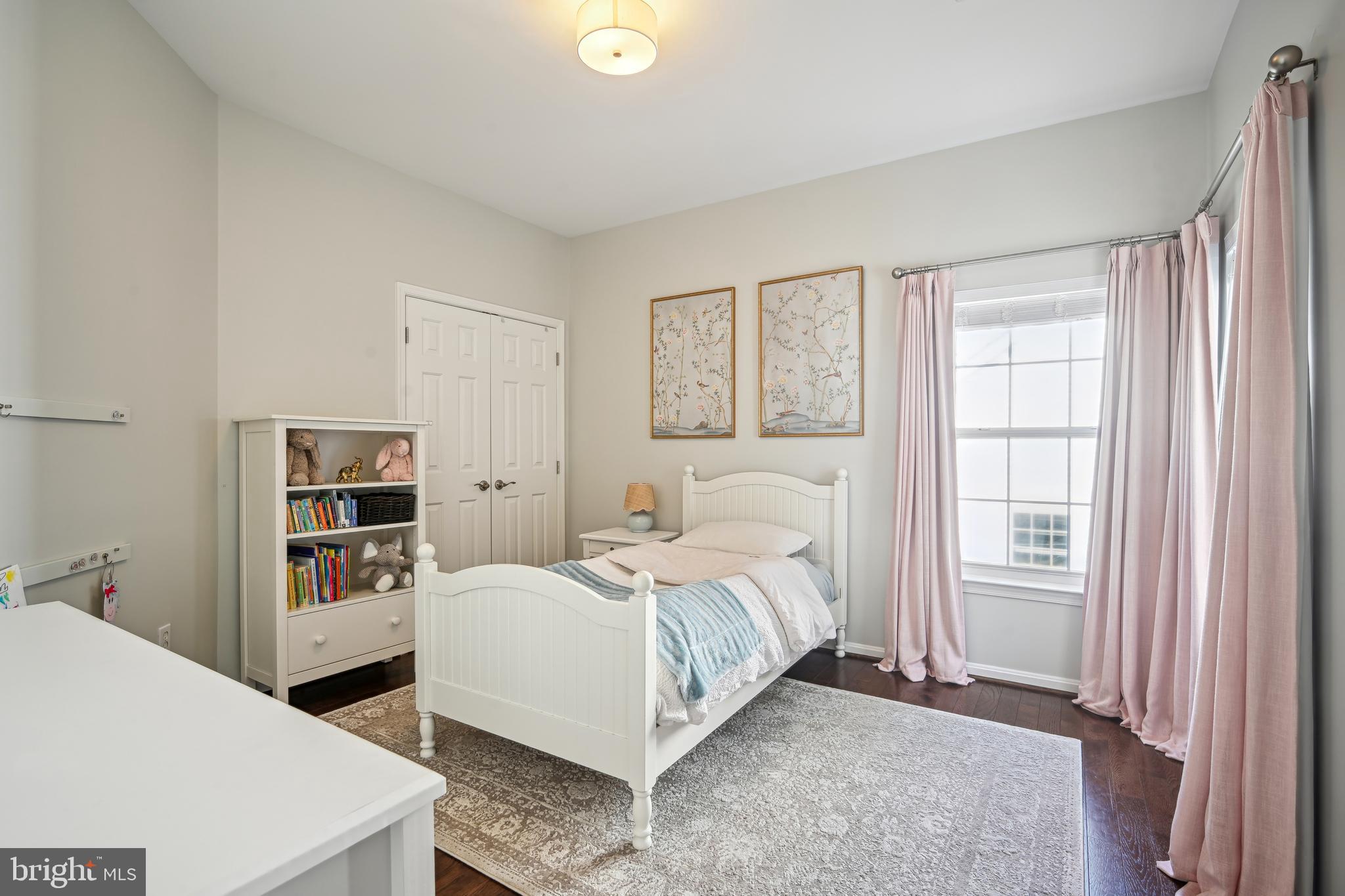 1 BIG OAK COURT