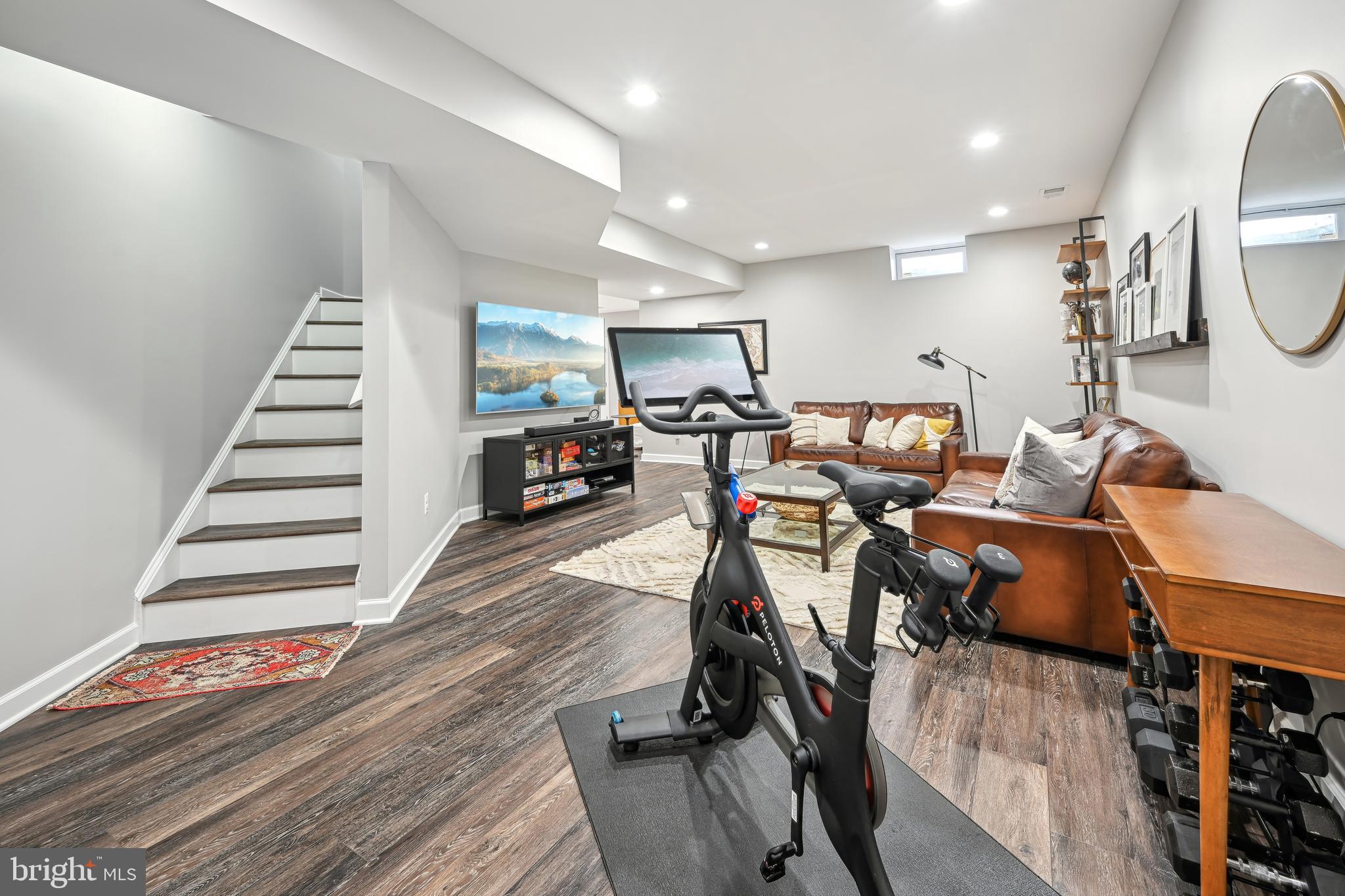 1 BIG OAK COURT