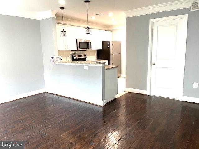 9936 BROOKRIDGE COURT