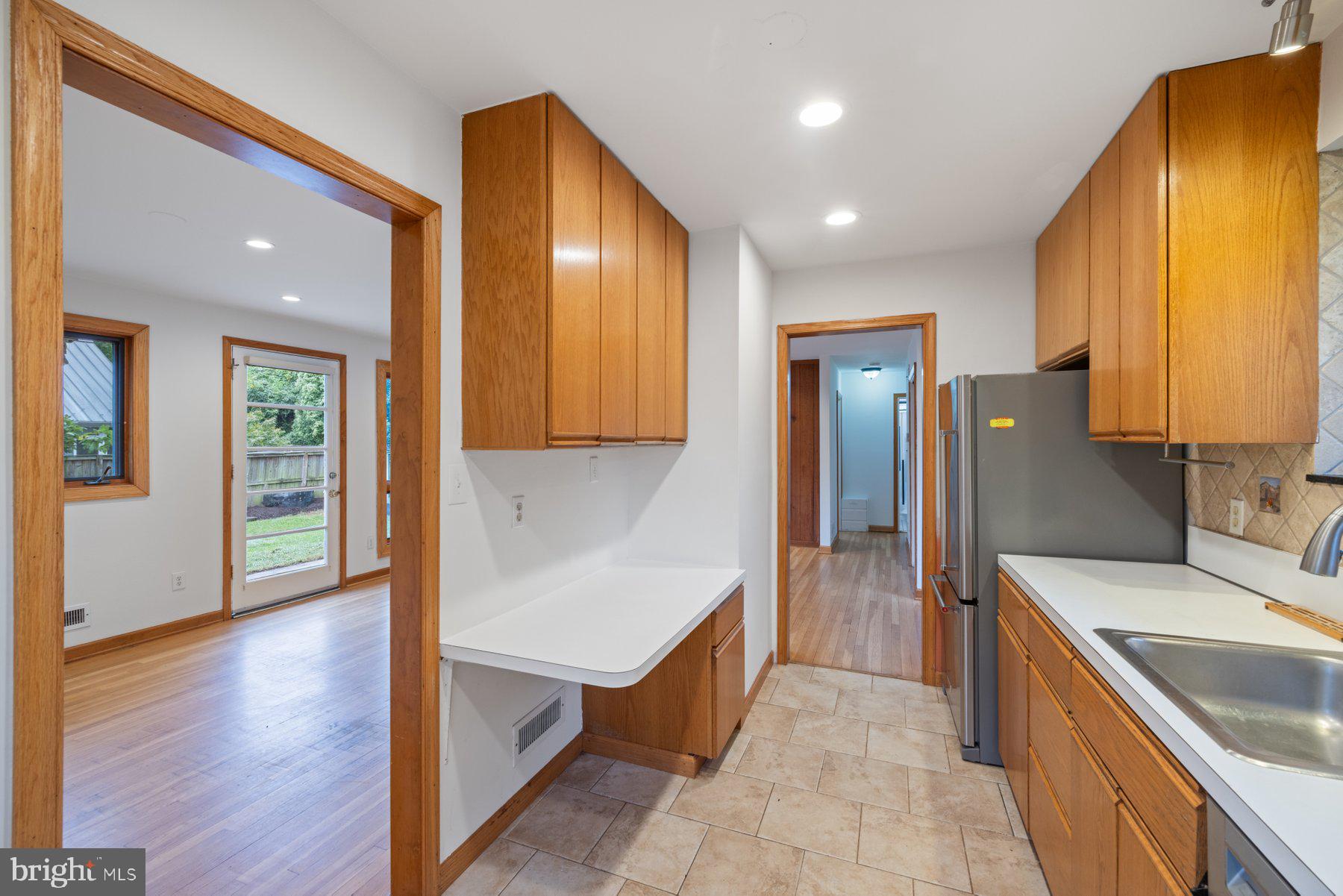 1808 BELVEDERE BOULEVARD