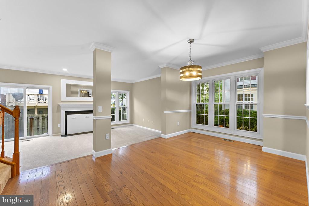 12118 ISLAND VIEW CIRCLE