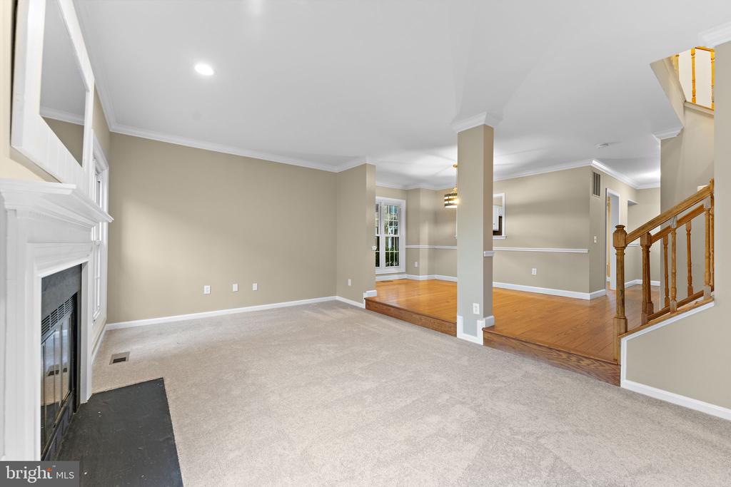 12118 ISLAND VIEW CIRCLE