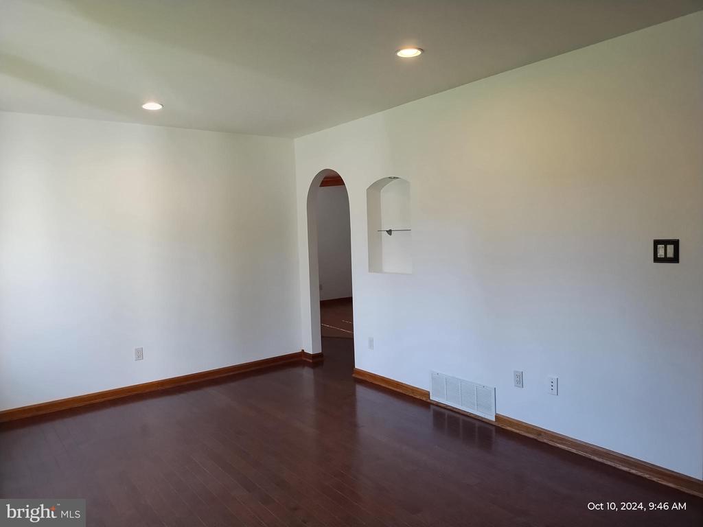 2806 SHERATON STREET