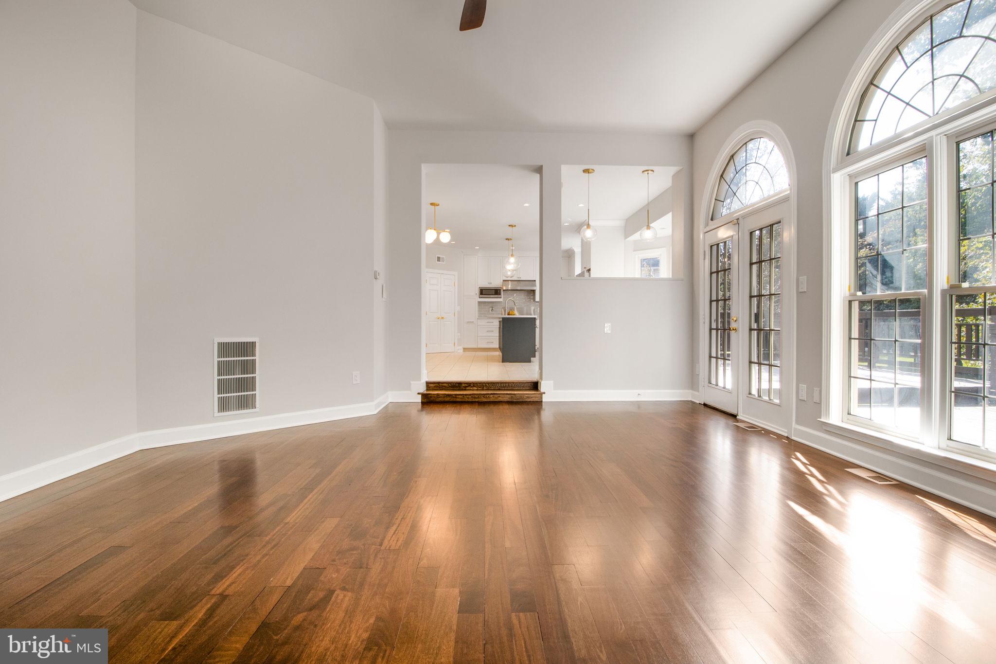 10228 SWEETWOOD AVENUE