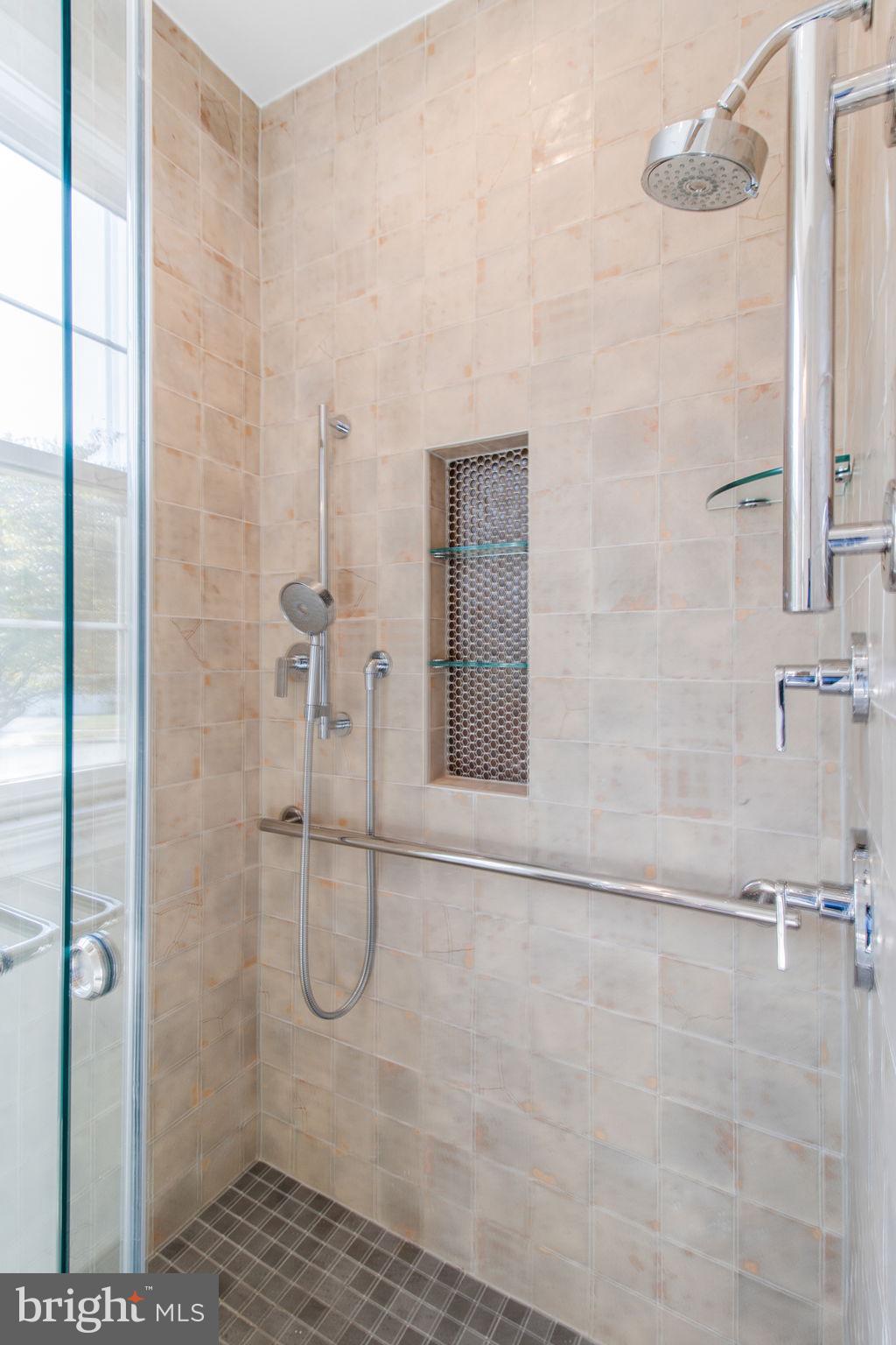 10228 SWEETWOOD AVENUE