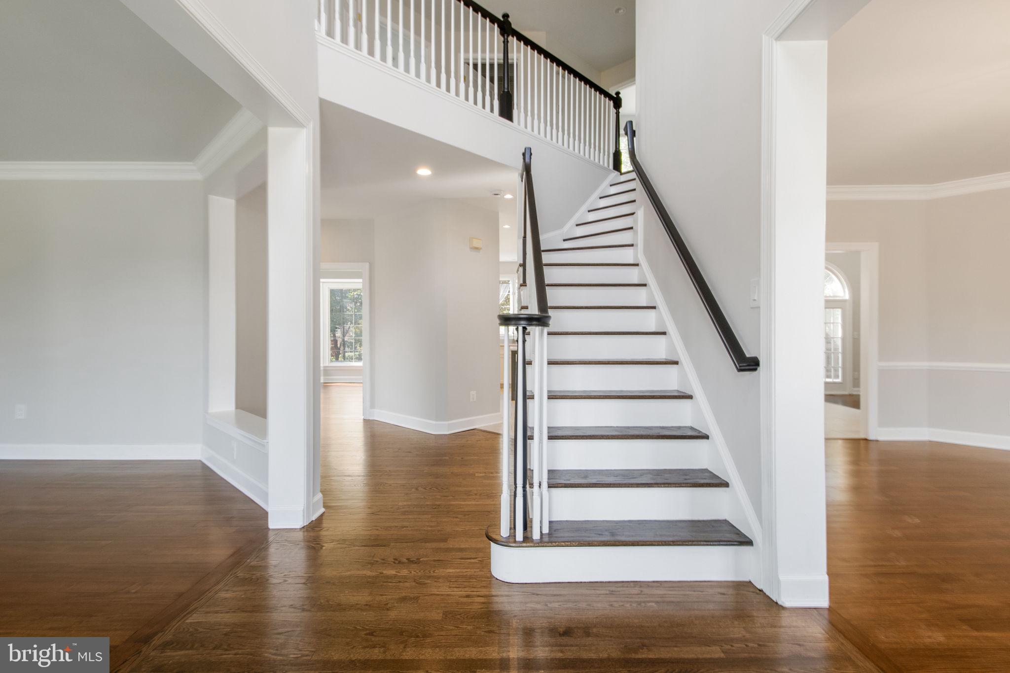 10228 SWEETWOOD AVENUE