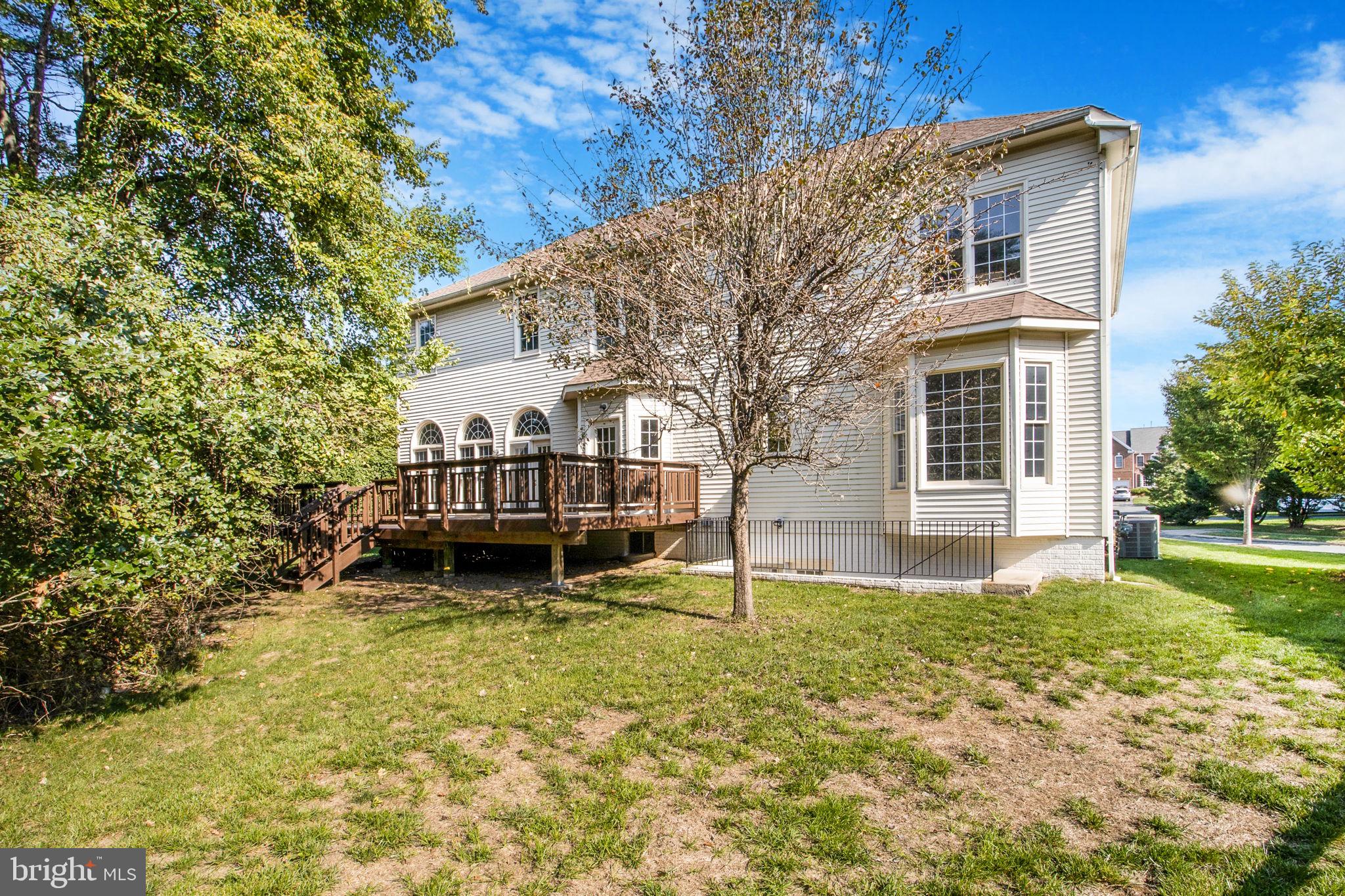 10228 SWEETWOOD AVENUE