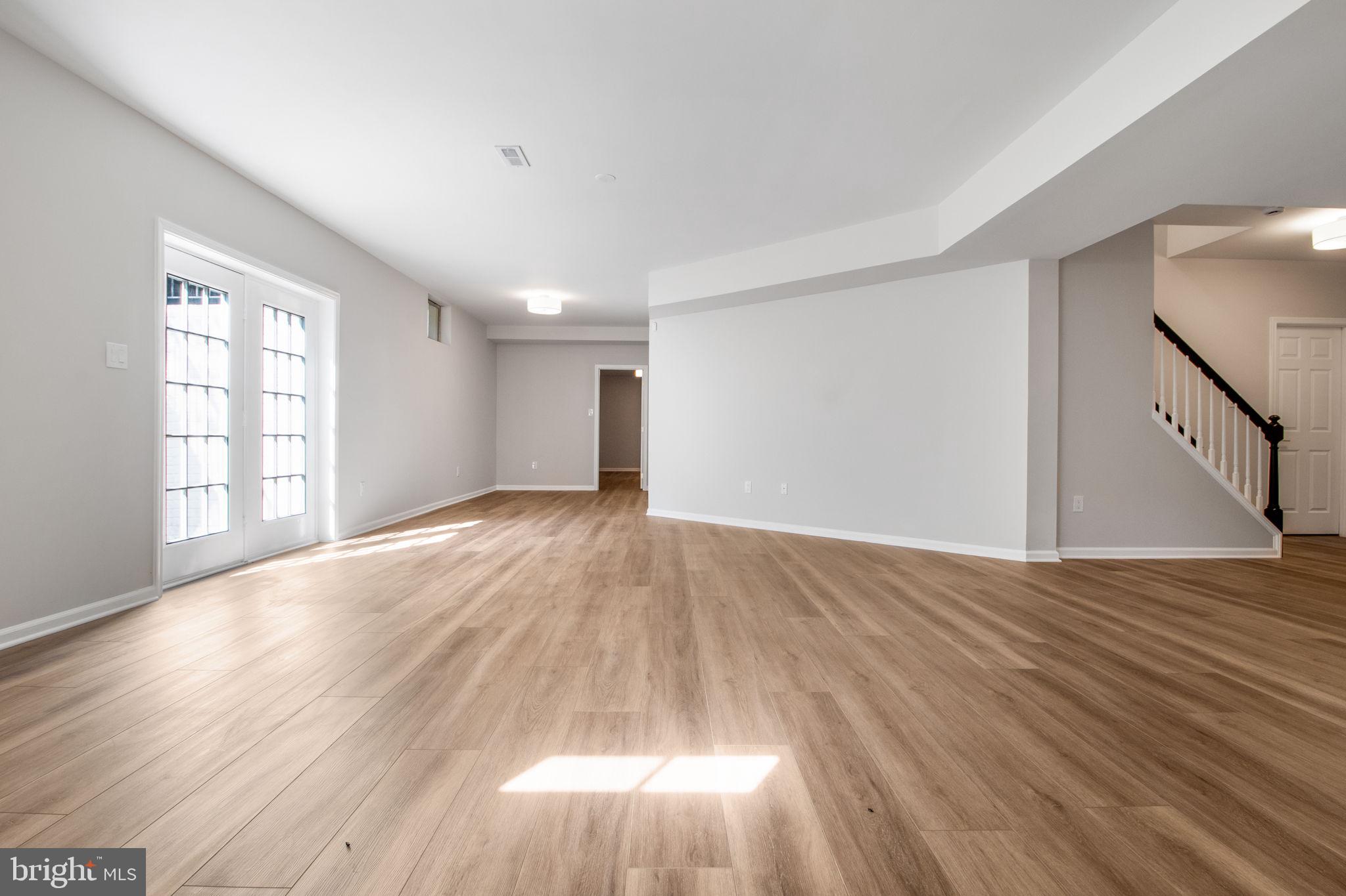 10228 SWEETWOOD AVENUE