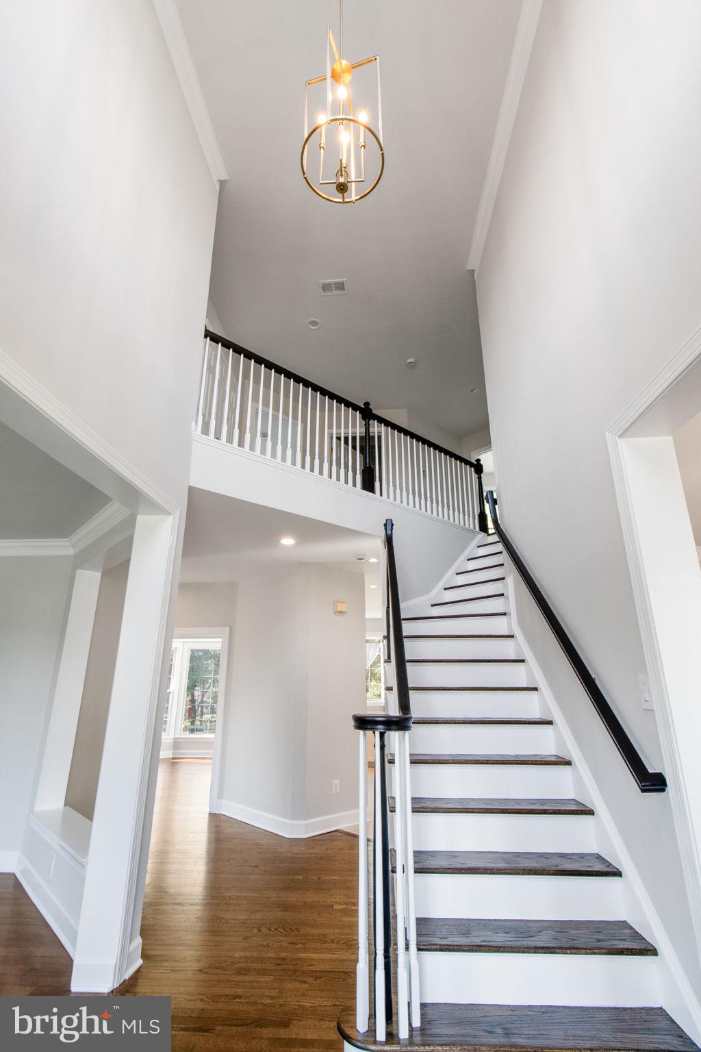 10228 SWEETWOOD AVENUE