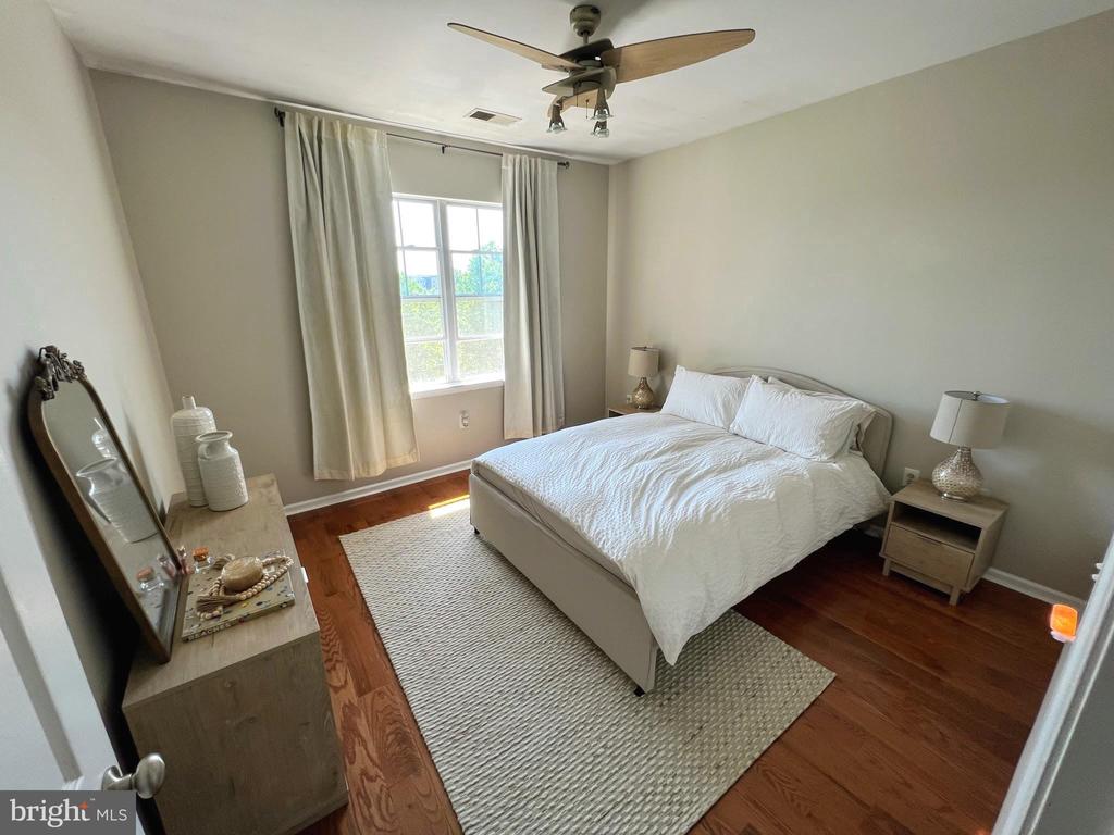 19627 GALWAY BAY CIRCLE 401