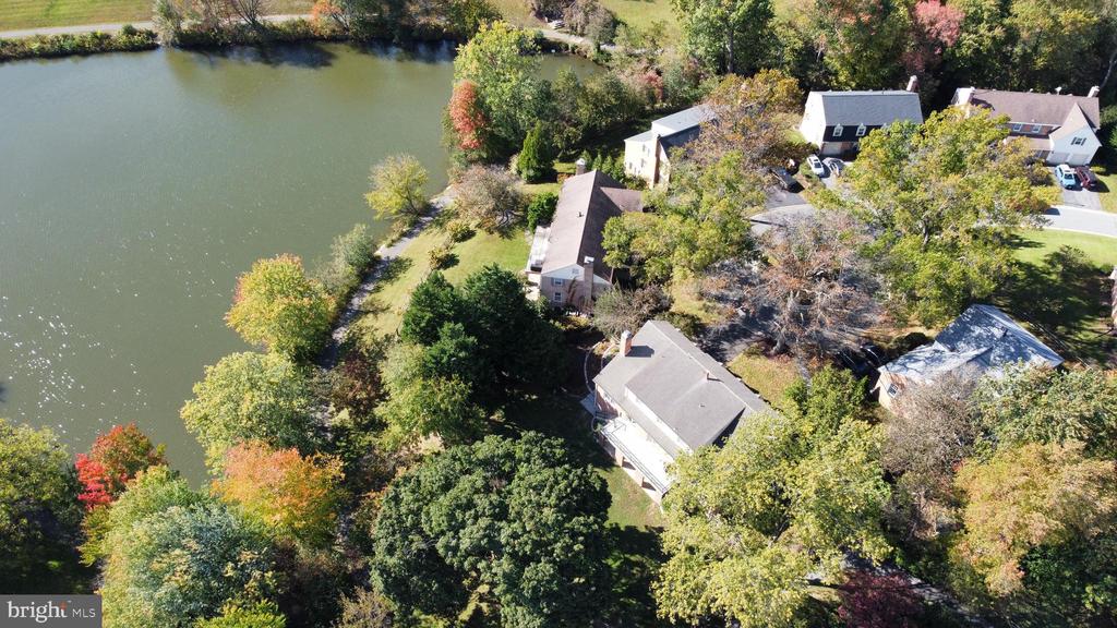 9853 CANAL ROAD