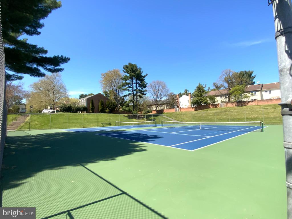 19009 CANADIAN COURT