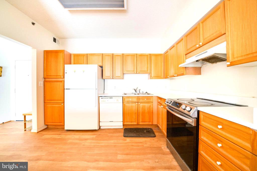 3200 N LEISURE WORLD BOULEVARD 602