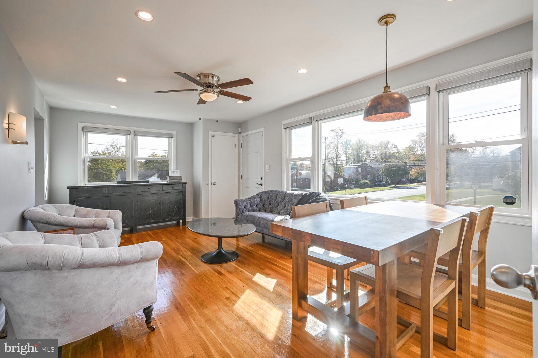 807 LANARK WAY