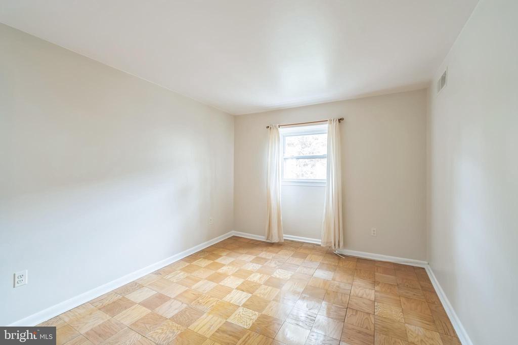 10941 BUCKNELL DRIVE 21