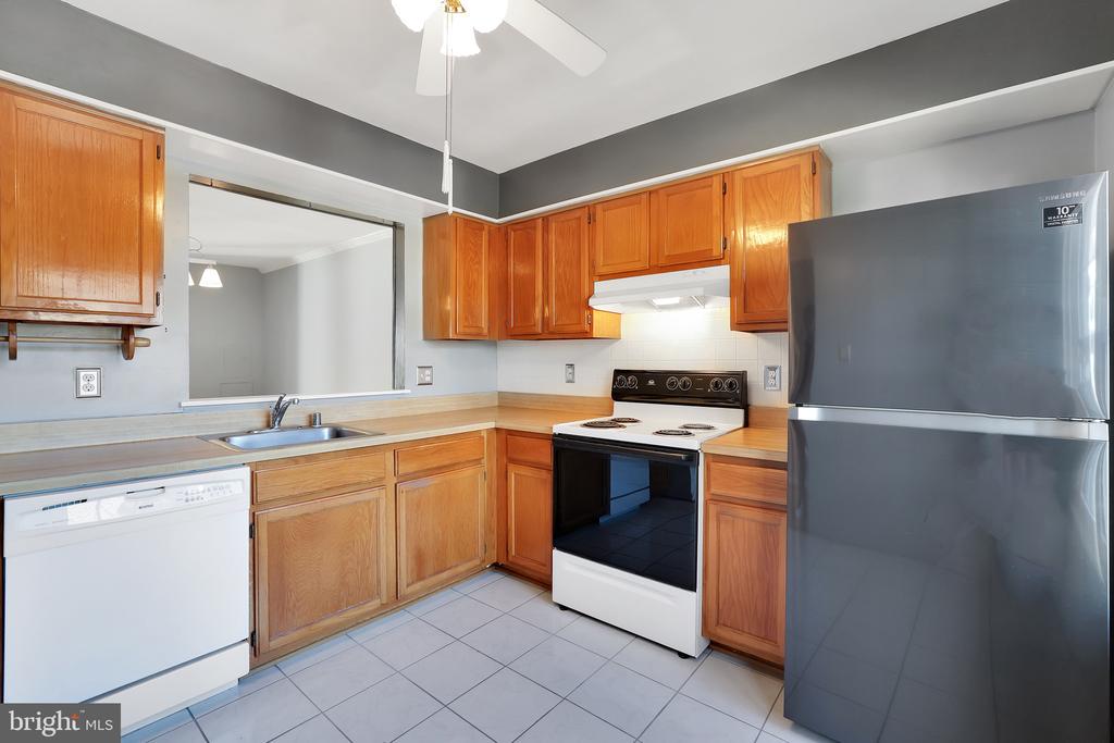 12105 BIRDSEYE TERRACE