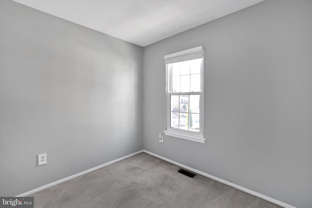 12105 BIRDSEYE TERRACE