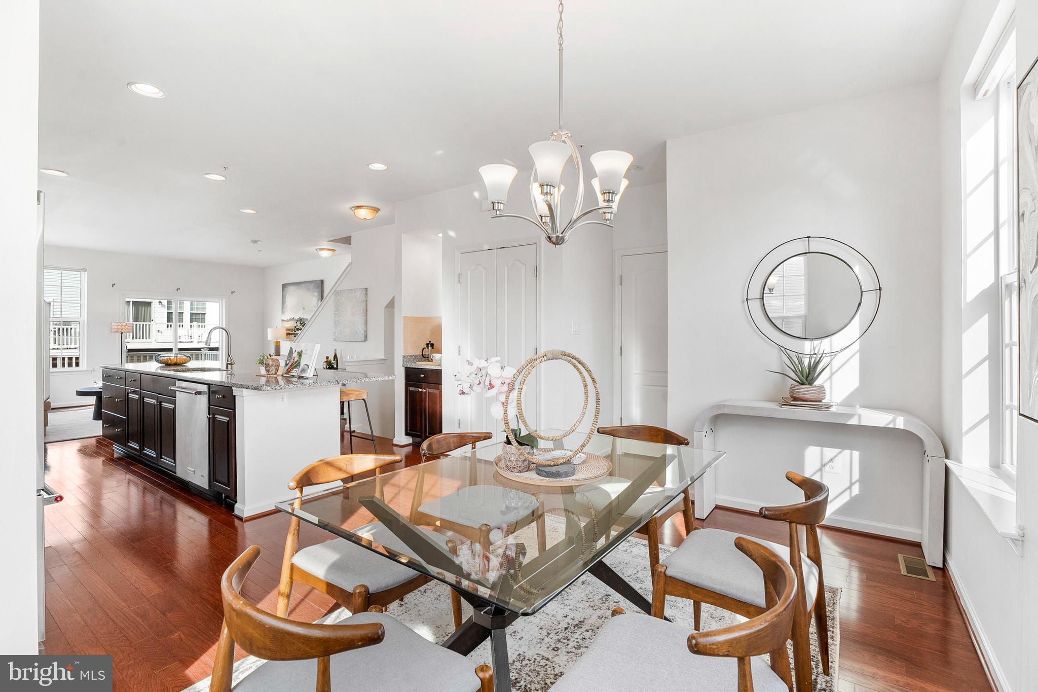 12718 LONGFORD GLEN DRIVE