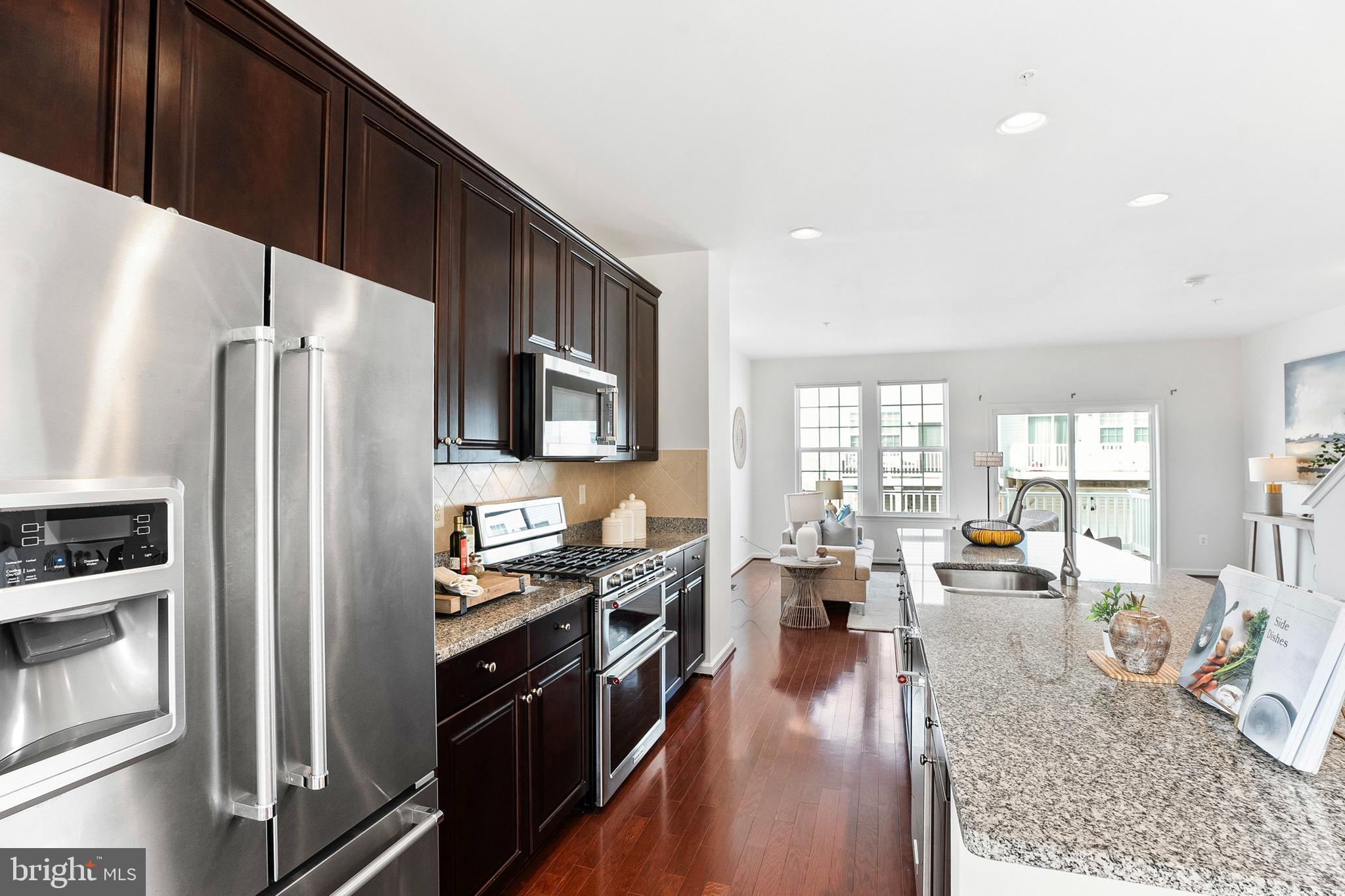 12718 LONGFORD GLEN DRIVE