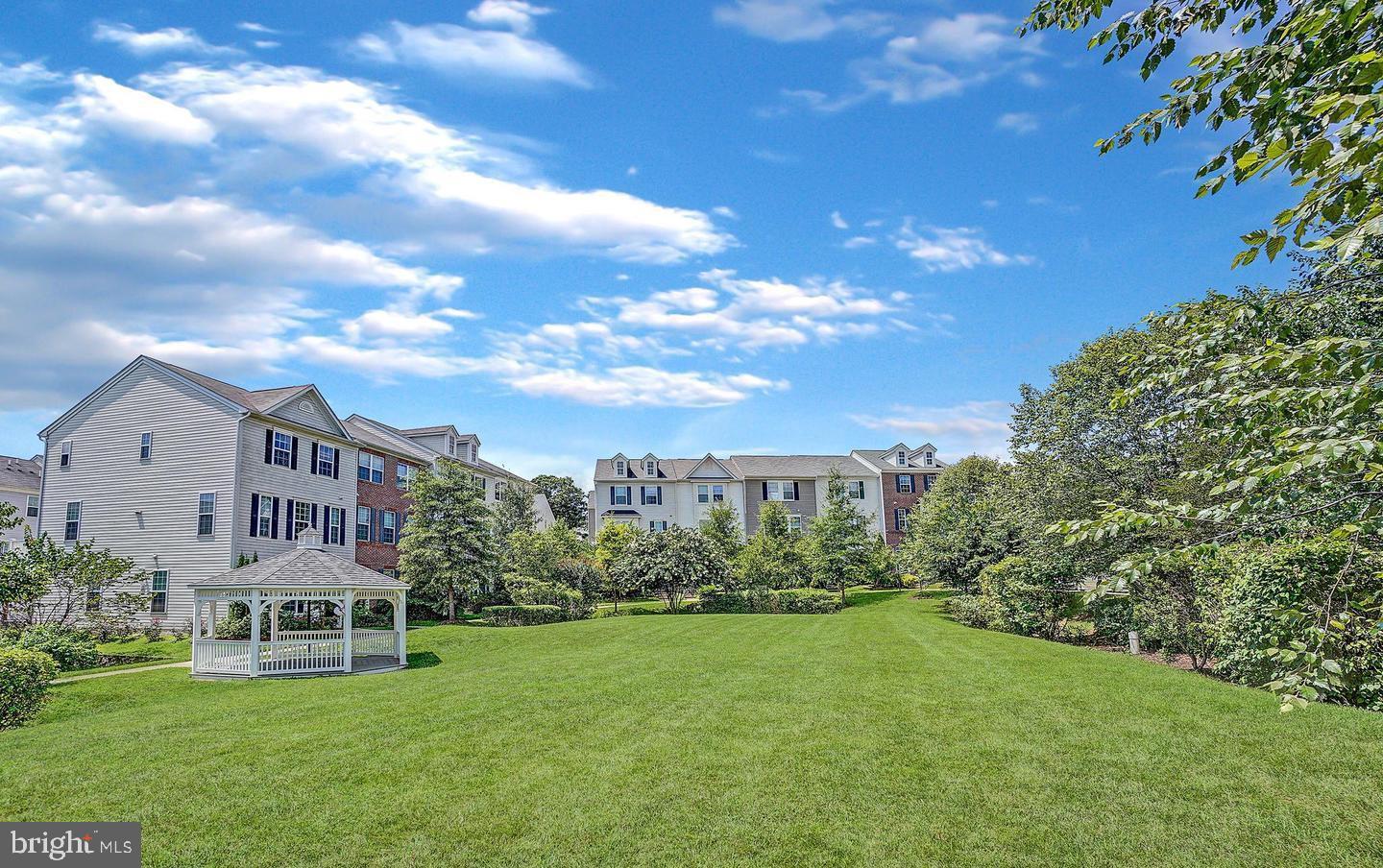 12718 LONGFORD GLEN DRIVE