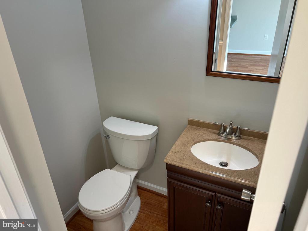 47 MIDLINE COURT