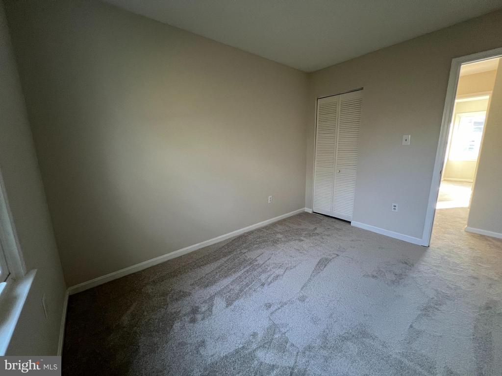 47 MIDLINE COURT