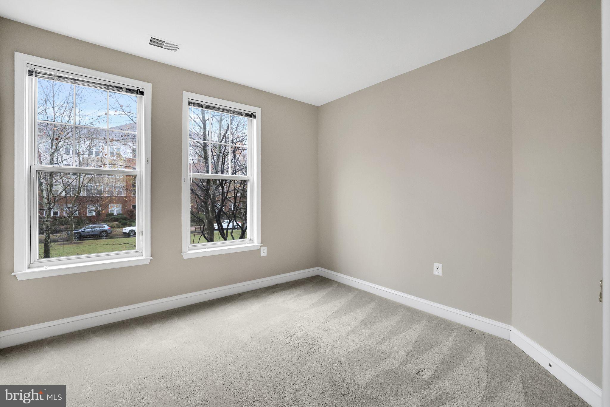 500 KING FARM BOULEVARD 208