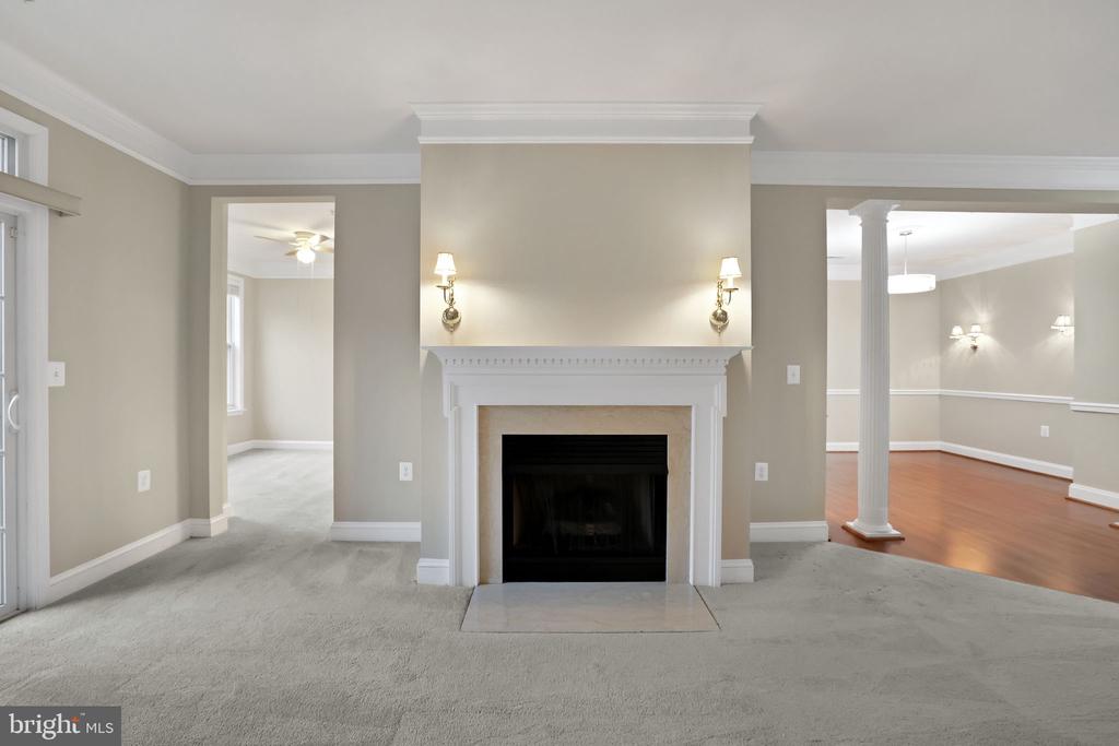 500 KING FARM BOULEVARD 208