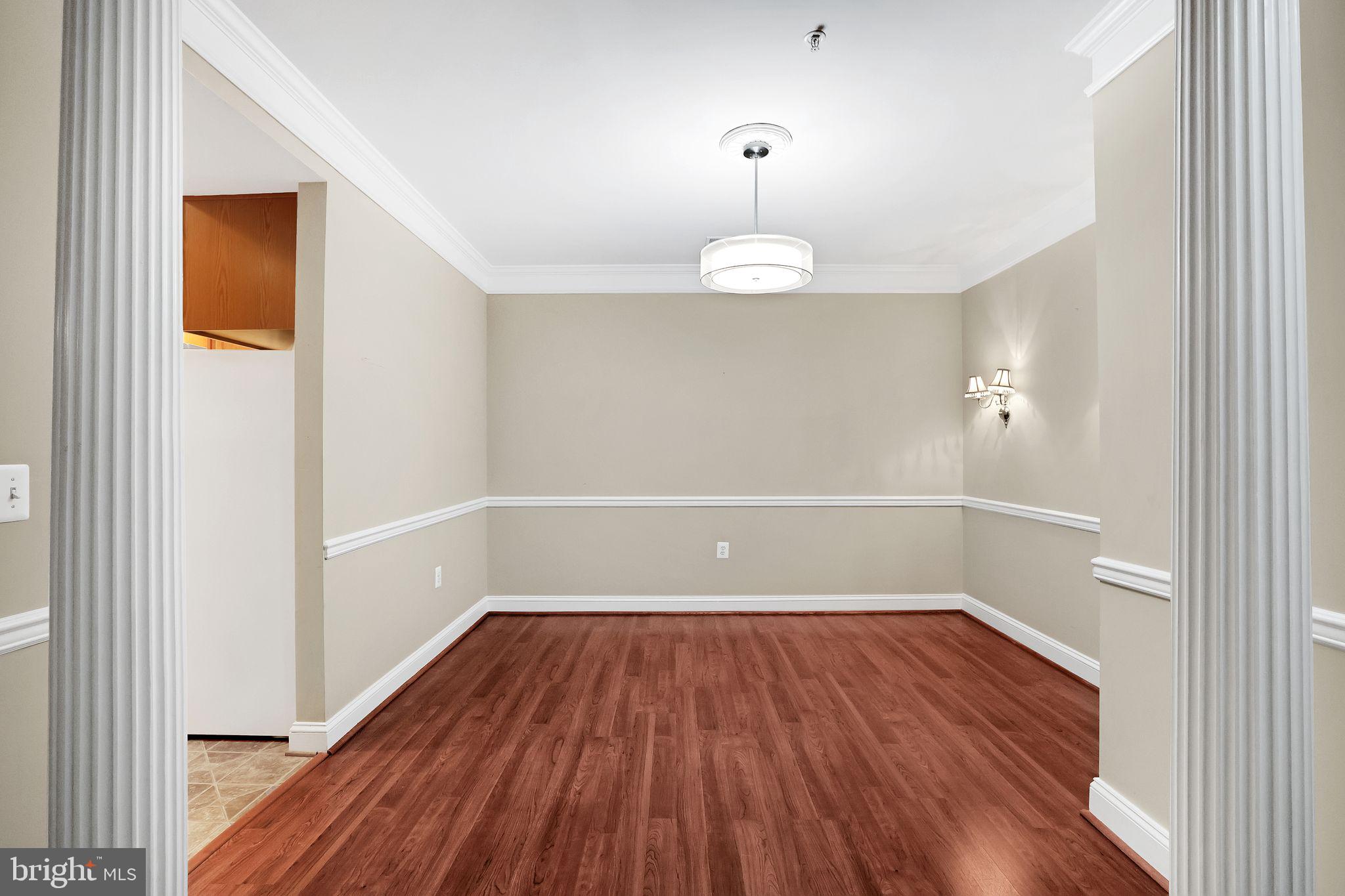 500 KING FARM BOULEVARD 208