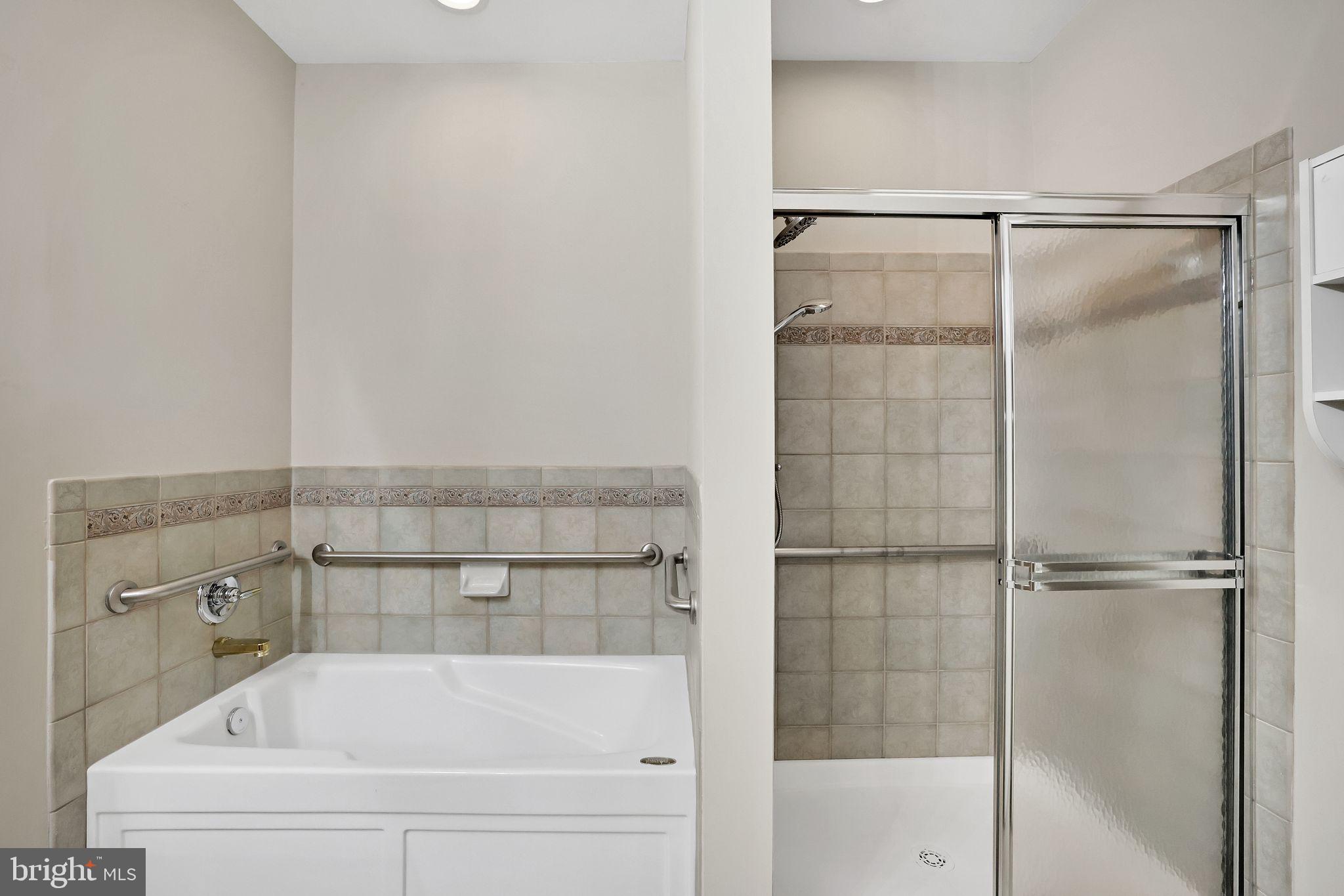500 KING FARM BOULEVARD 208