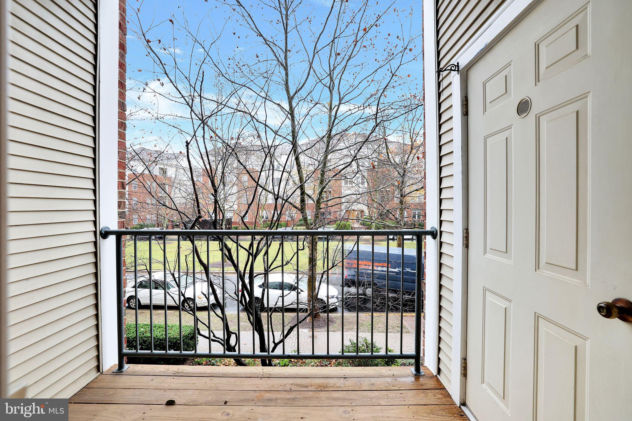 500 KING FARM BOULEVARD 208