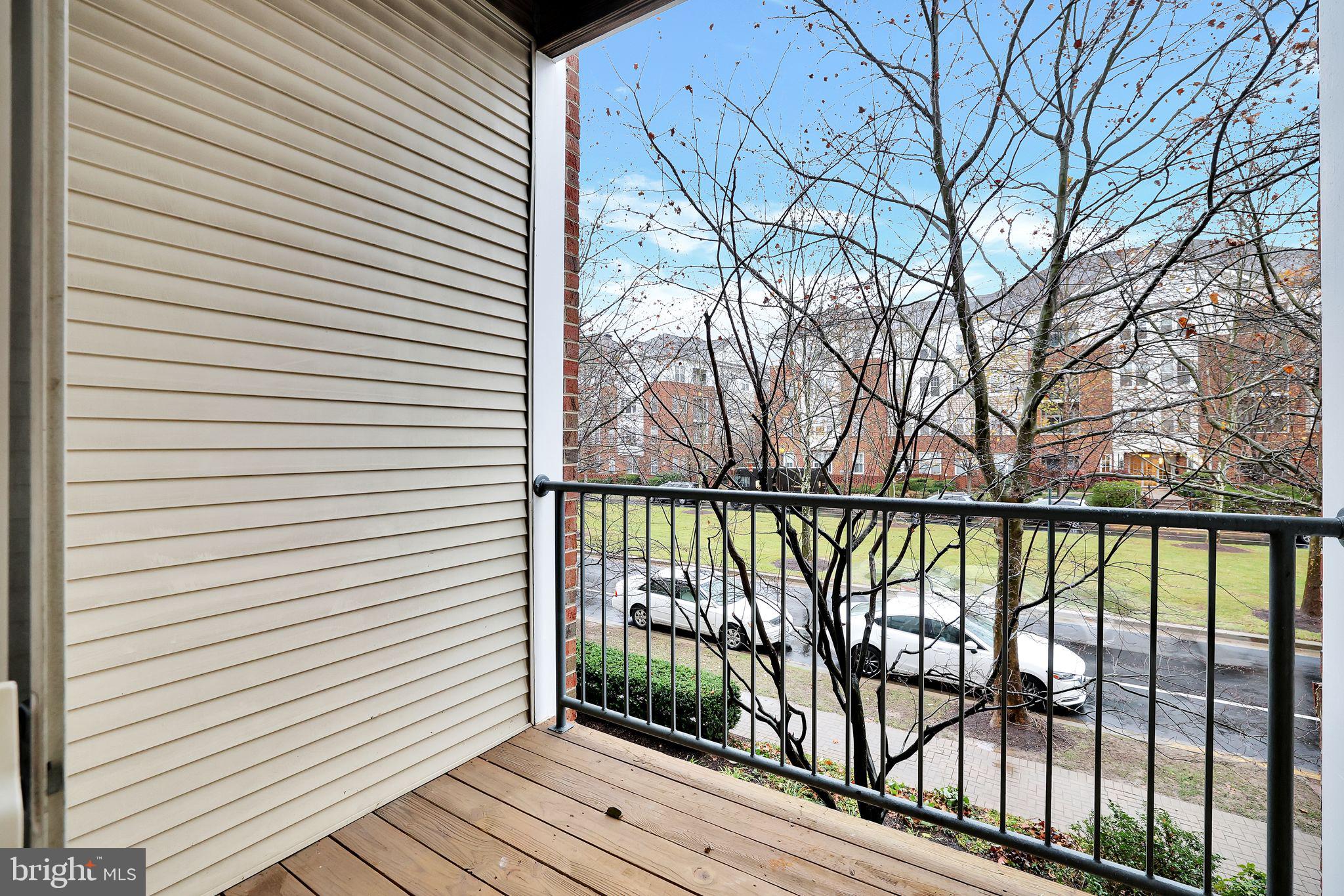 500 KING FARM BOULEVARD 208