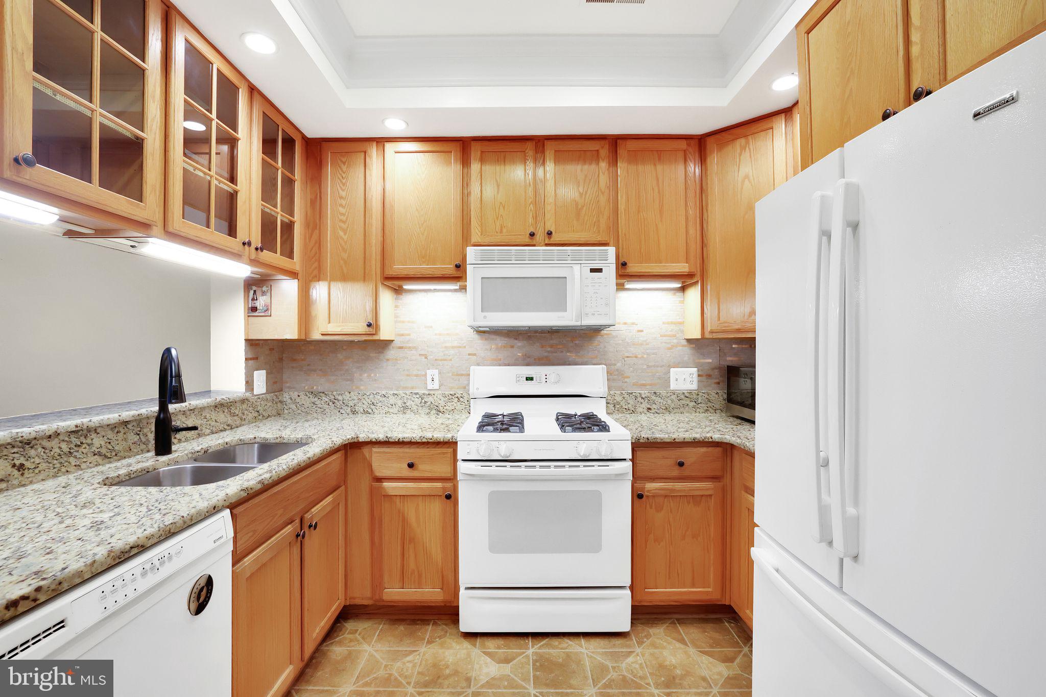 500 KING FARM BOULEVARD 208