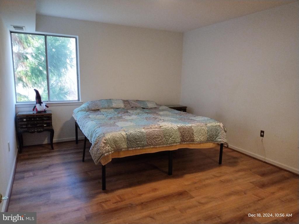 14450 PARKVALE ROAD 14450 -5