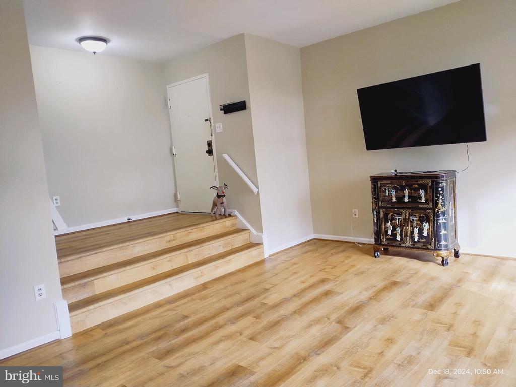14450 PARKVALE ROAD 14450 -5