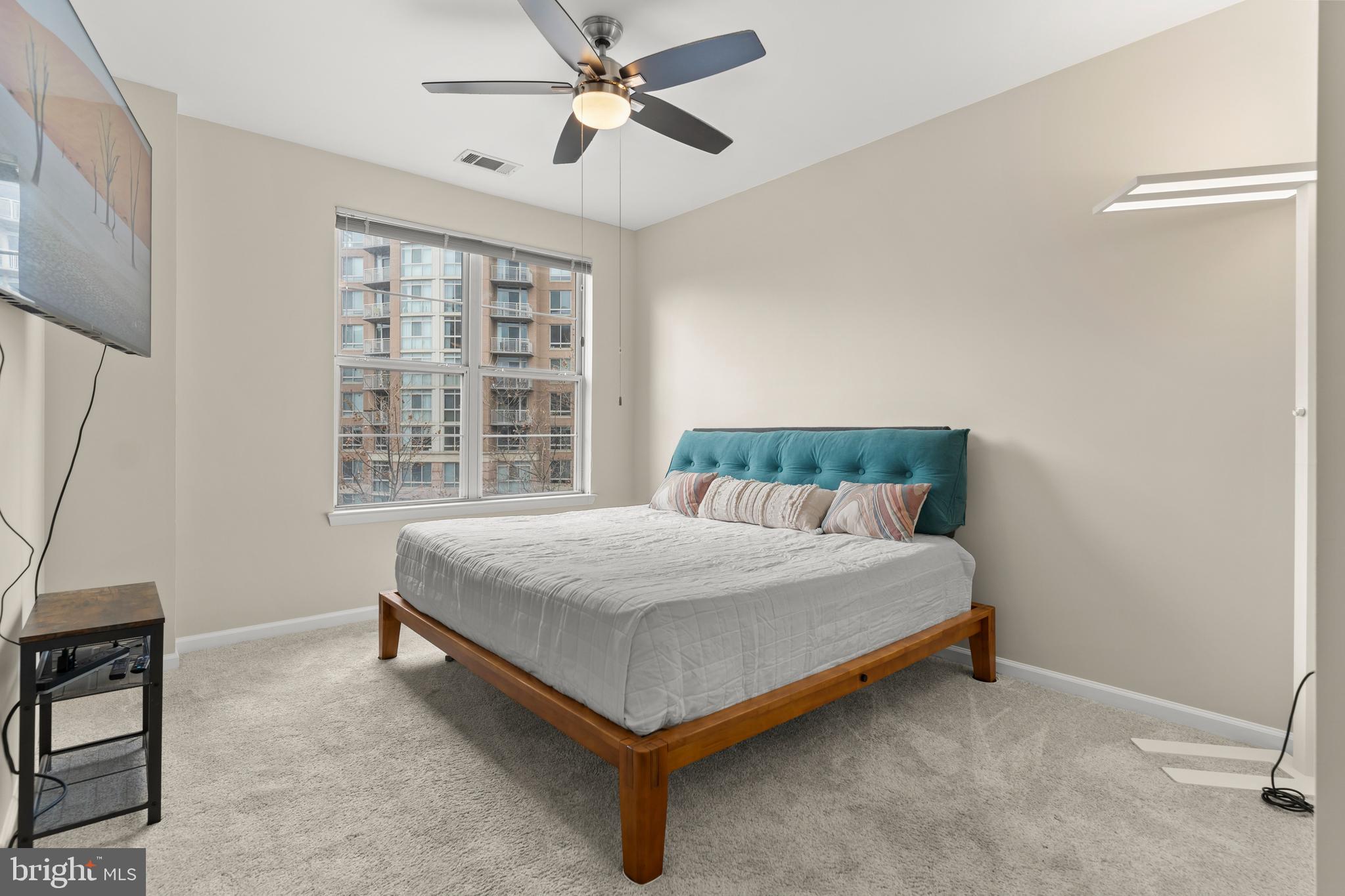 1201 EAST-WEST HIGHWAY 409