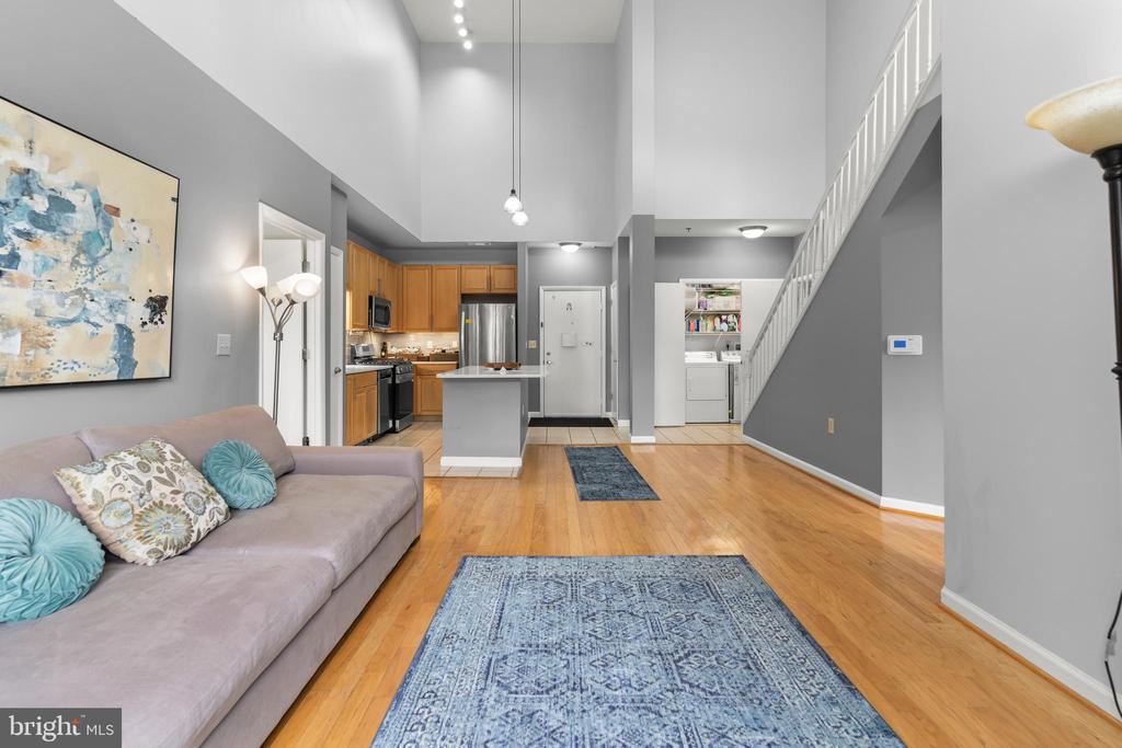 1201 EAST-WEST HIGHWAY 409