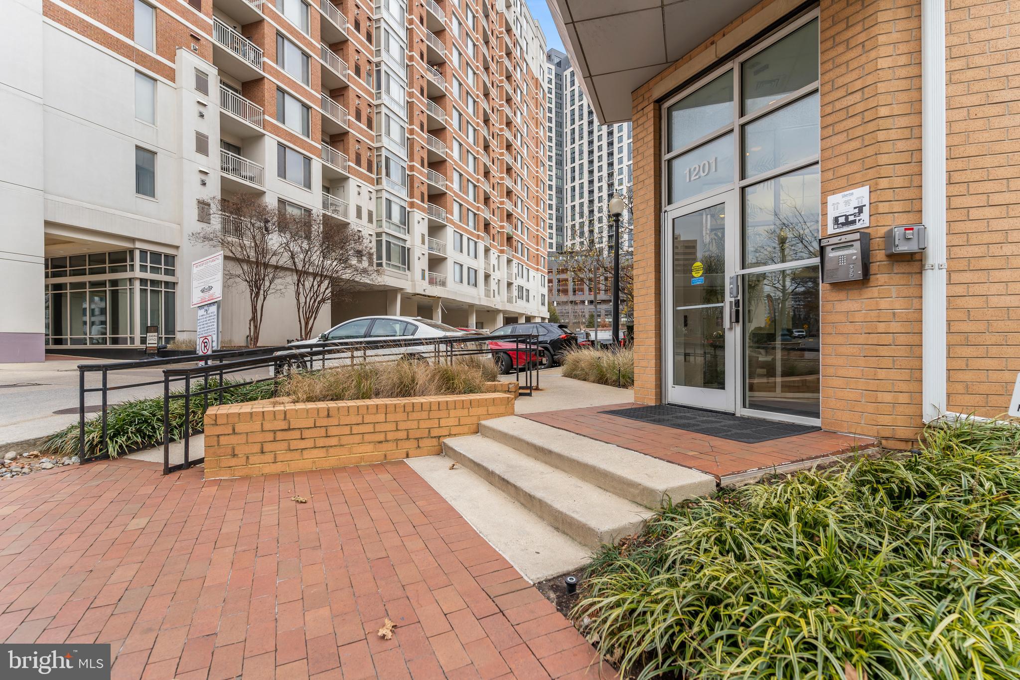 1201 EAST-WEST HIGHWAY 409