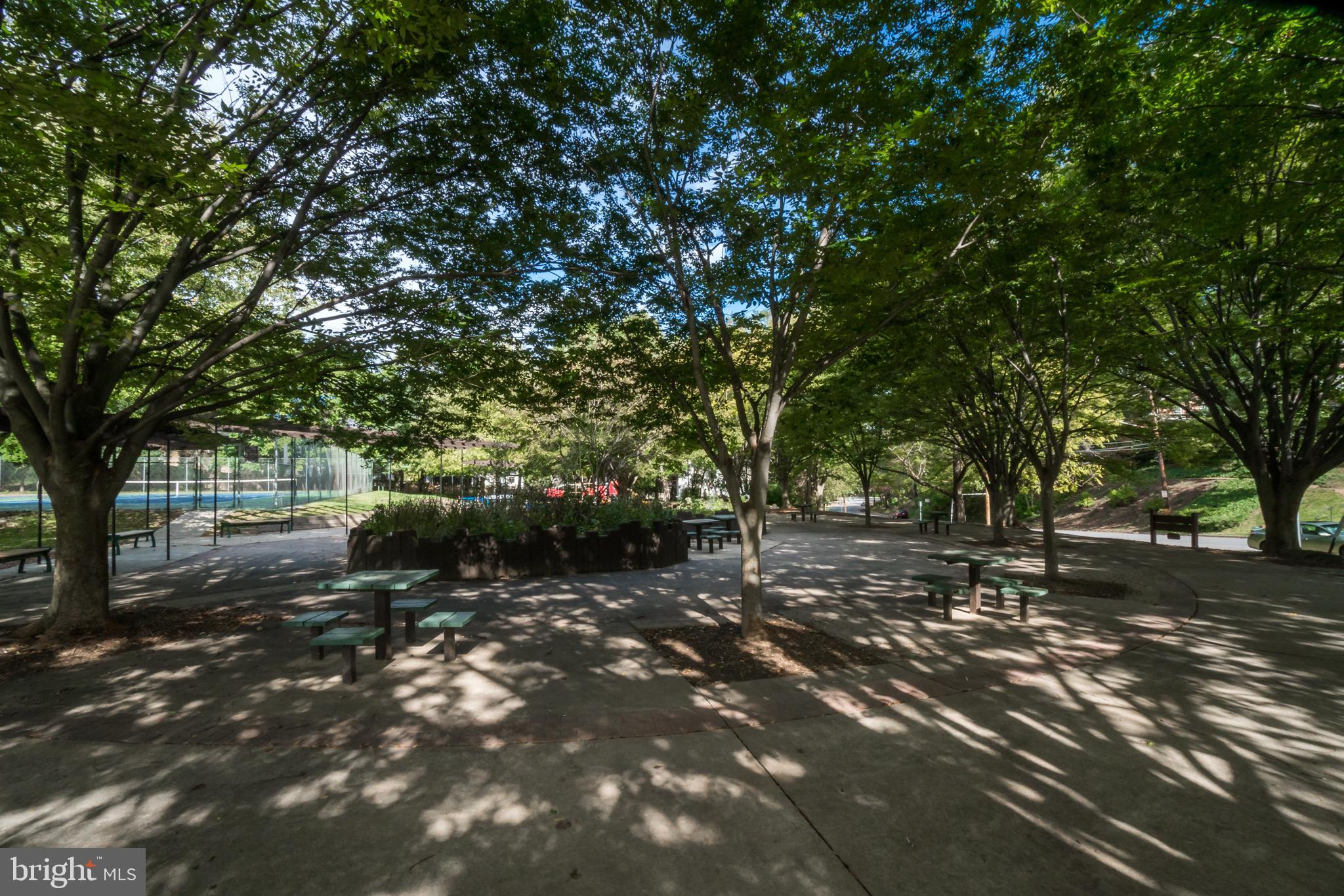 1201 EAST-WEST HIGHWAY 409