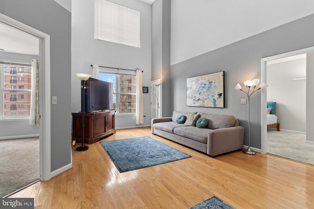 1201 EAST-WEST HIGHWAY 409