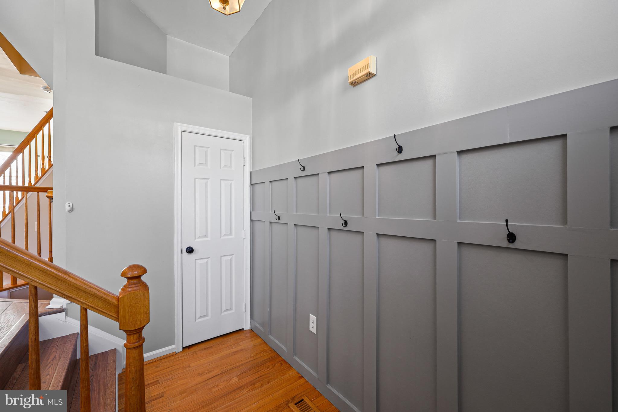 9 BATTERY BEND COURT