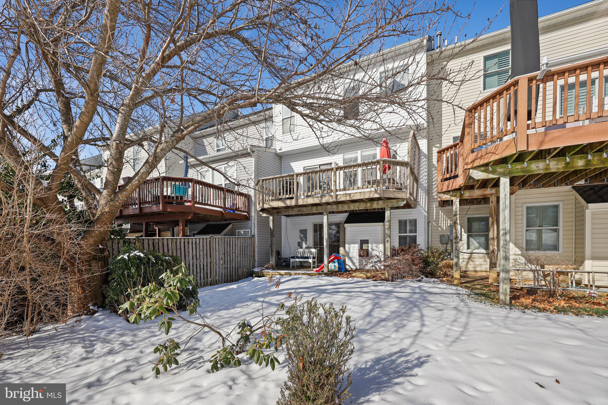 9 BATTERY BEND COURT