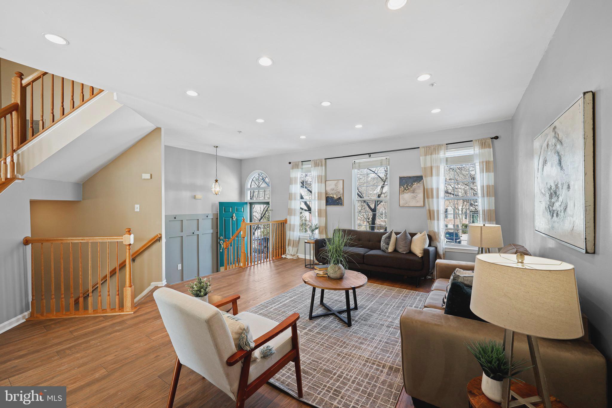 9 BATTERY BEND COURT